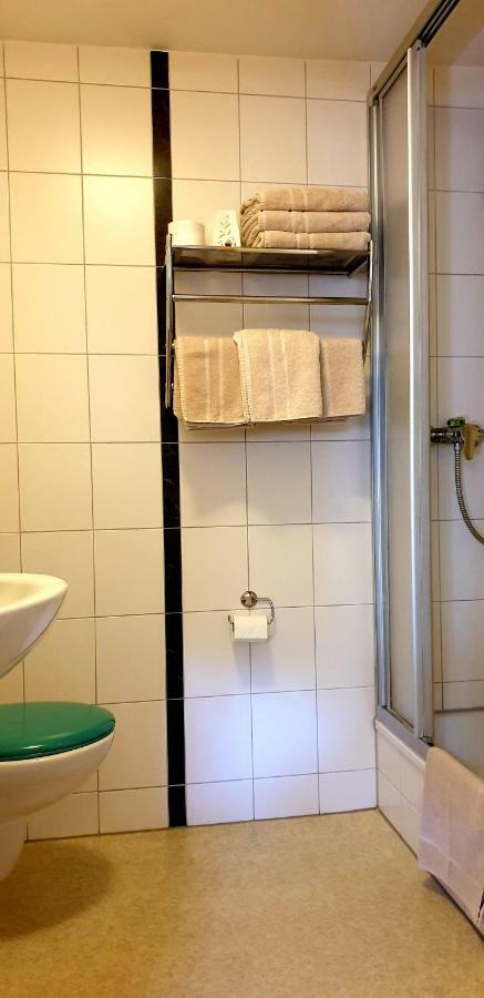 Grossholzhausen Pension Inntalhof المظهر الخارجي الصورة
